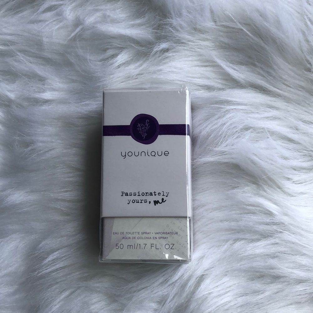 Younique passionately yours, me perfume